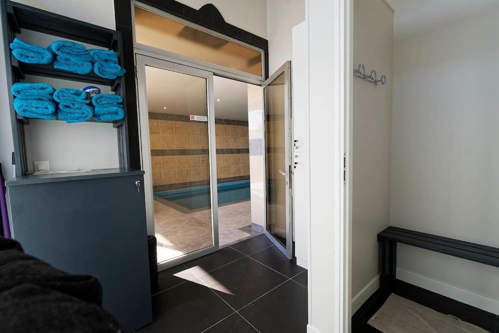 Le Temps Suspendu Apartment *