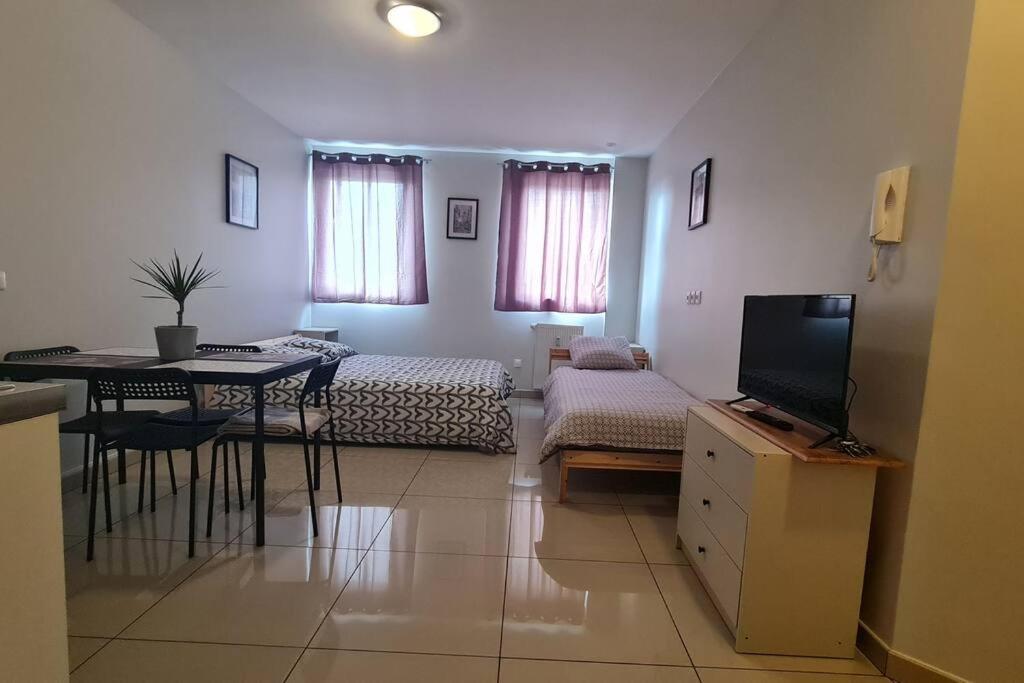 Le Temps Suspendu Apartment Montfermeil